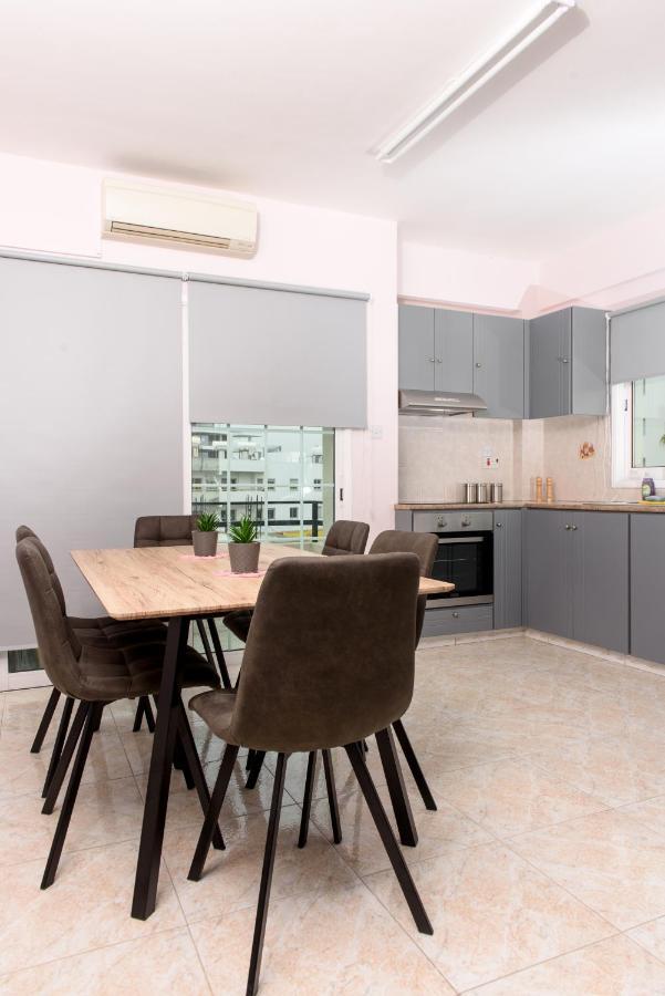 Callisto 3 Bedroom Apartment Larnaca Exterior foto
