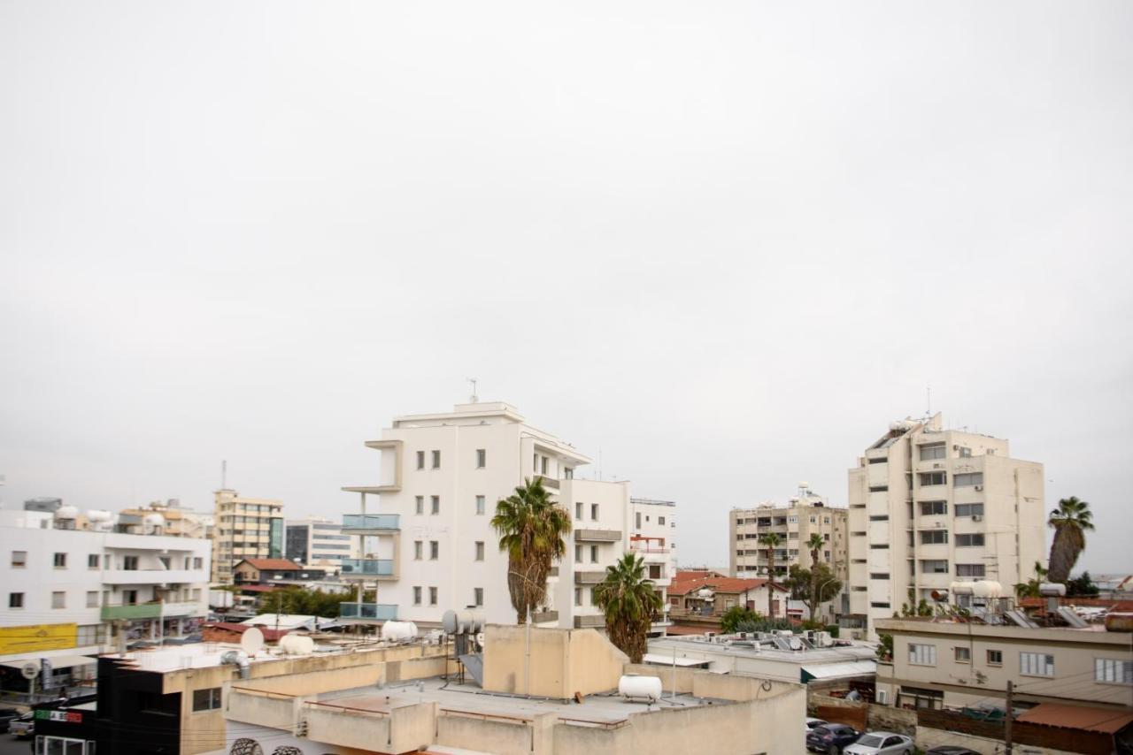 Callisto 3 Bedroom Apartment Larnaca Exterior foto